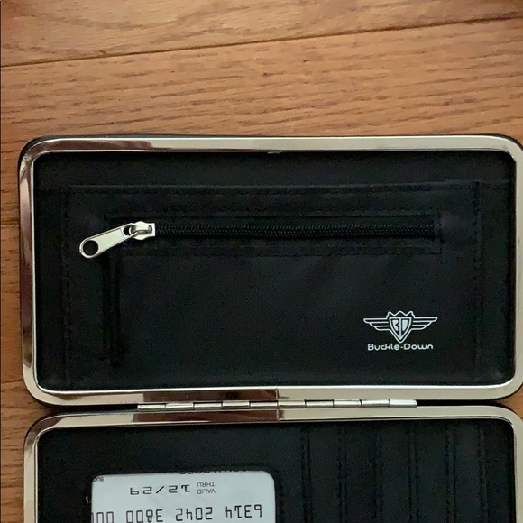 Genie wallet - new never used - Picture 5 of 6